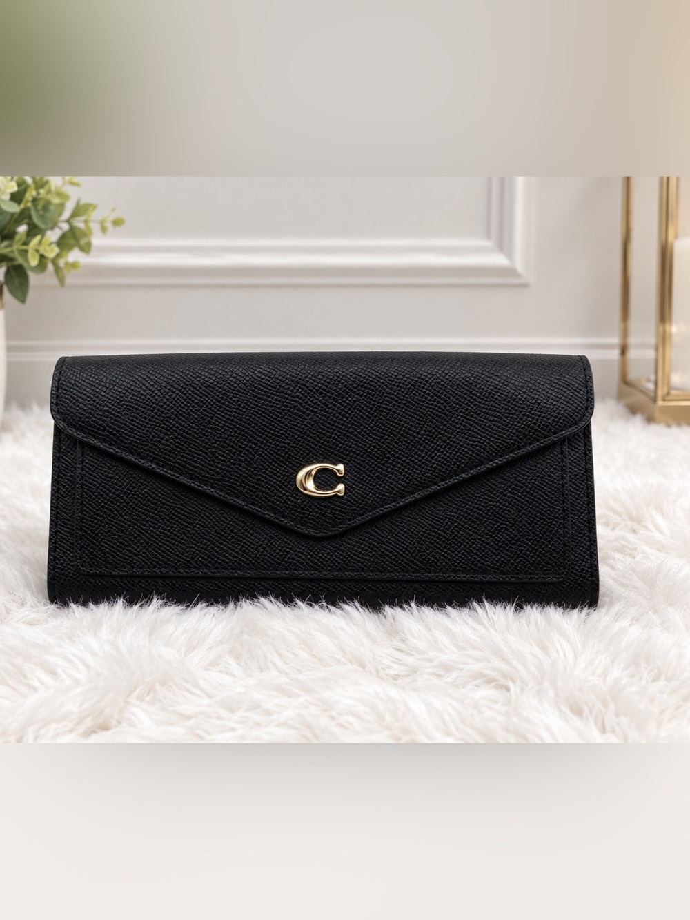 Authentic Coach Wyn Soft Wallet in Black Crossgrain Leather- Style No. C2326 EUC